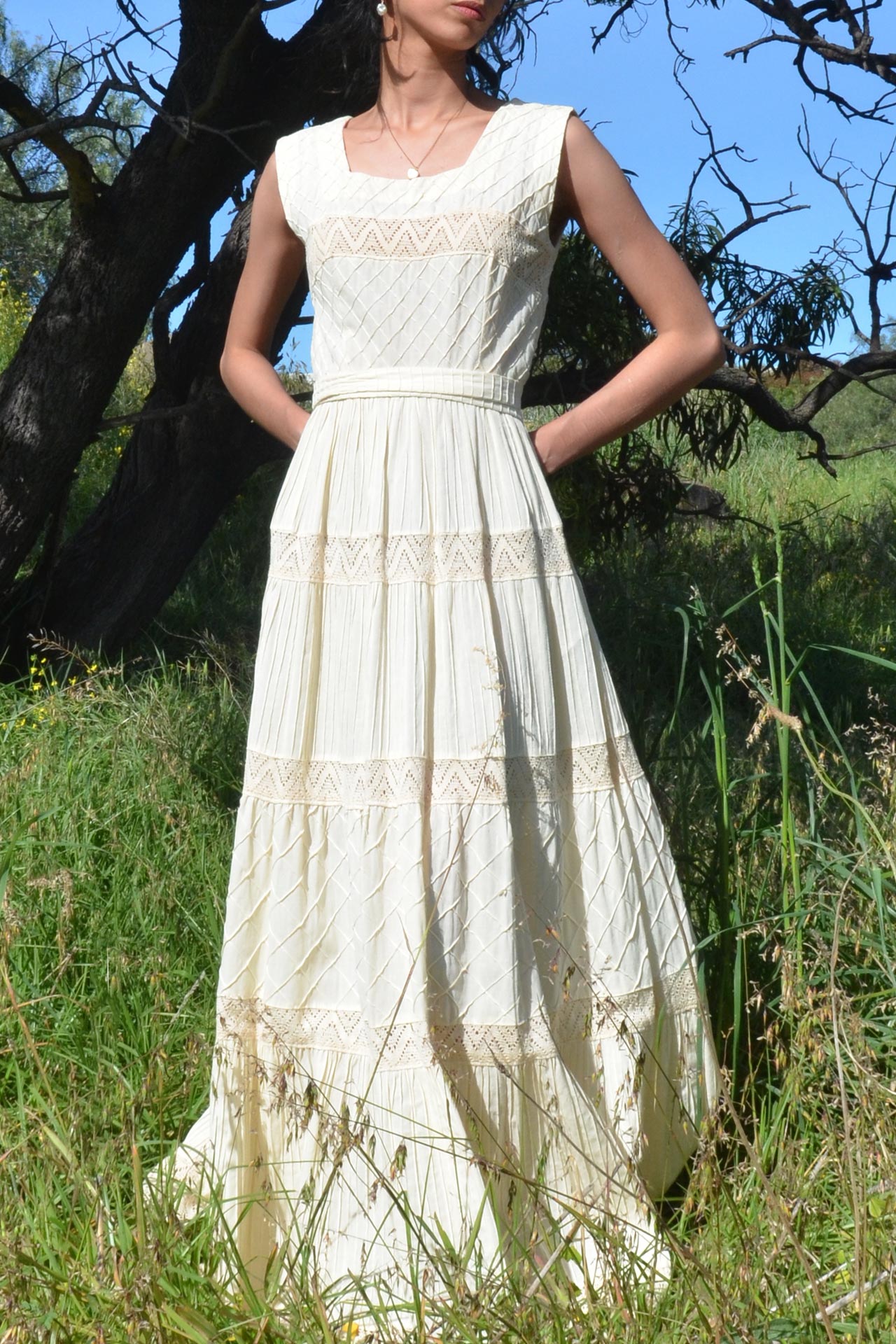 1970s Mexican Cotton Pintuck & Lace Dress
