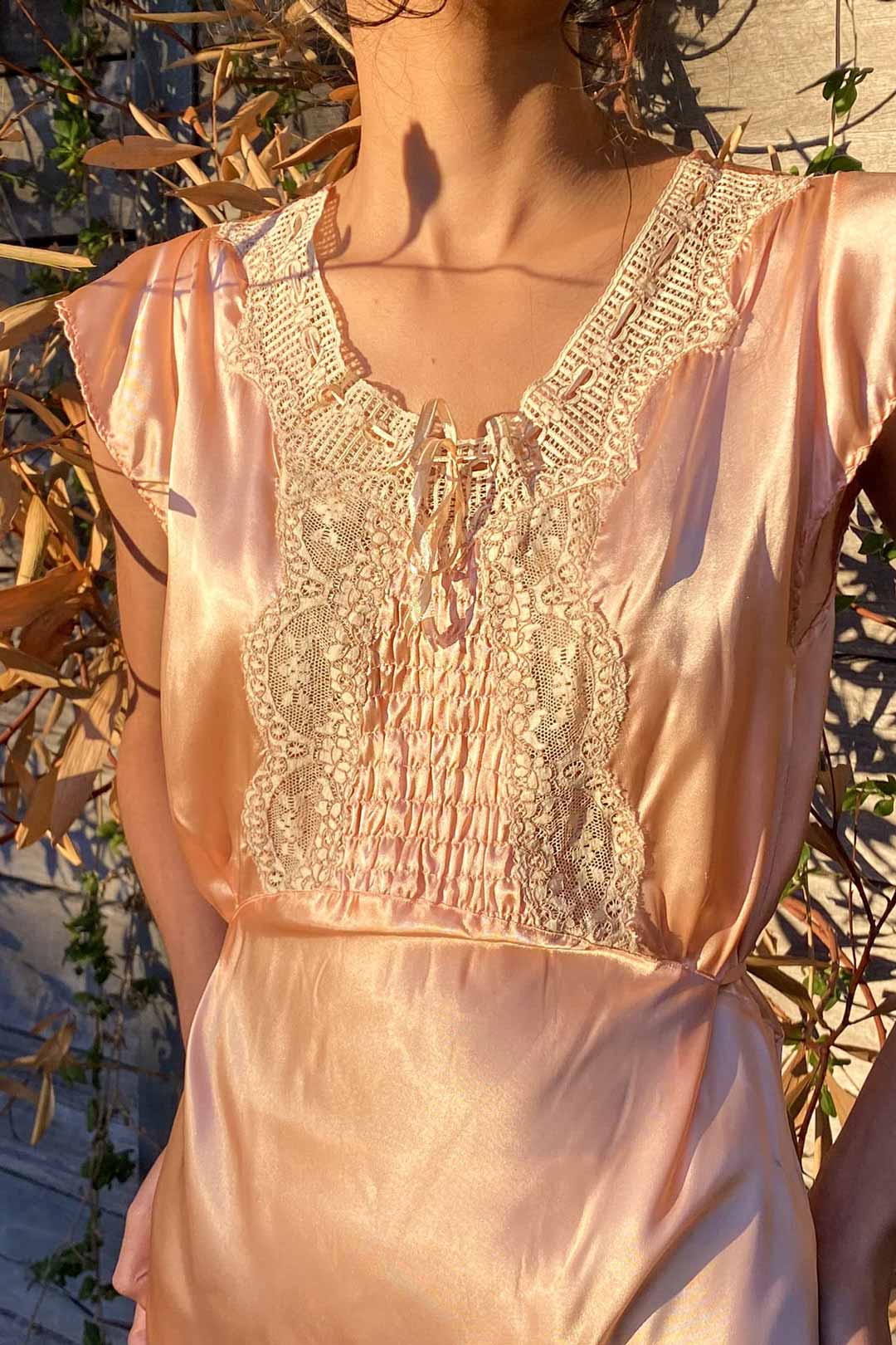 1930s Peach-tone Satin Slip Dress XS/S/M